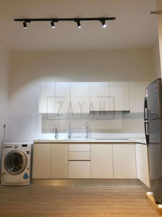Zayah Homestudio Near Bukit Jalil / Mines Seri Kembangan Esterno foto