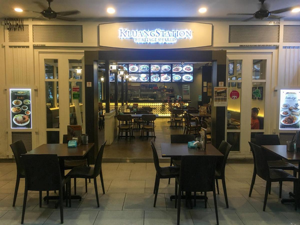 Zayah Homestudio Near Bukit Jalil / Mines Seri Kembangan Esterno foto